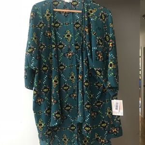 LulaRoe Lindsay kimono Large